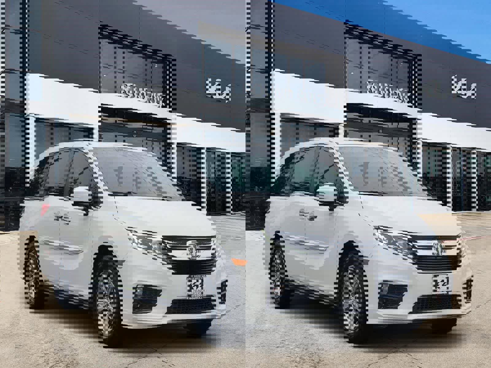 Used 2018 Honda Odyssey EX-L image 3