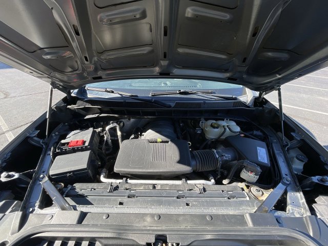 Used 2020 Chevrolet Silverado 1500 Custom w/ Custom Value Package AWD/4WD image 28