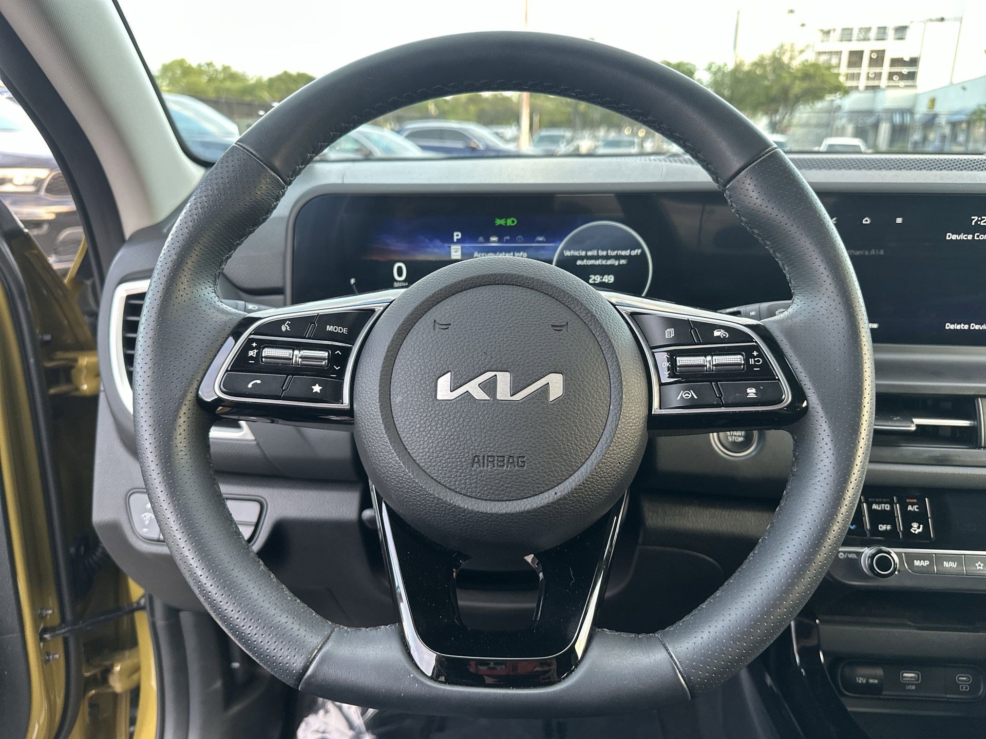 Used 2024 Kia Seltos SX image 11