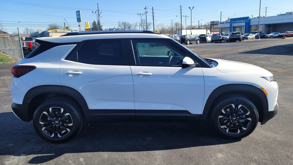 Used 2023 Chevrolet TrailBlazer LT w/ Convenience Package image 14