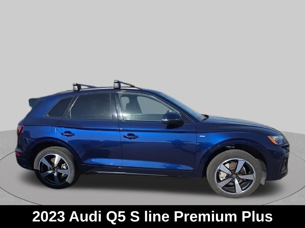 Used 2023 Audi Q5 2.0T Premium Plus w/ Premium Plus Package AWD/4WD image 3
