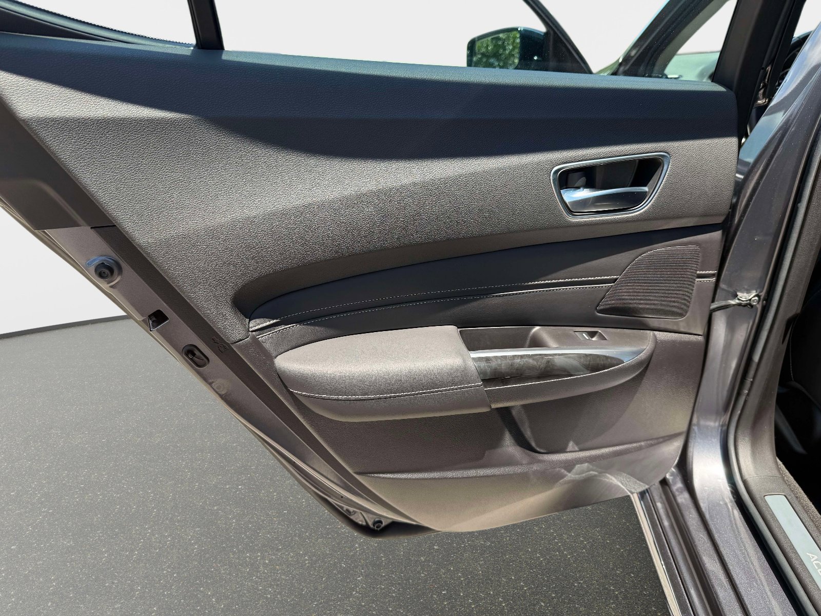 Used 2020 Acura TLX V6 w/ Technology Package FWD image 10