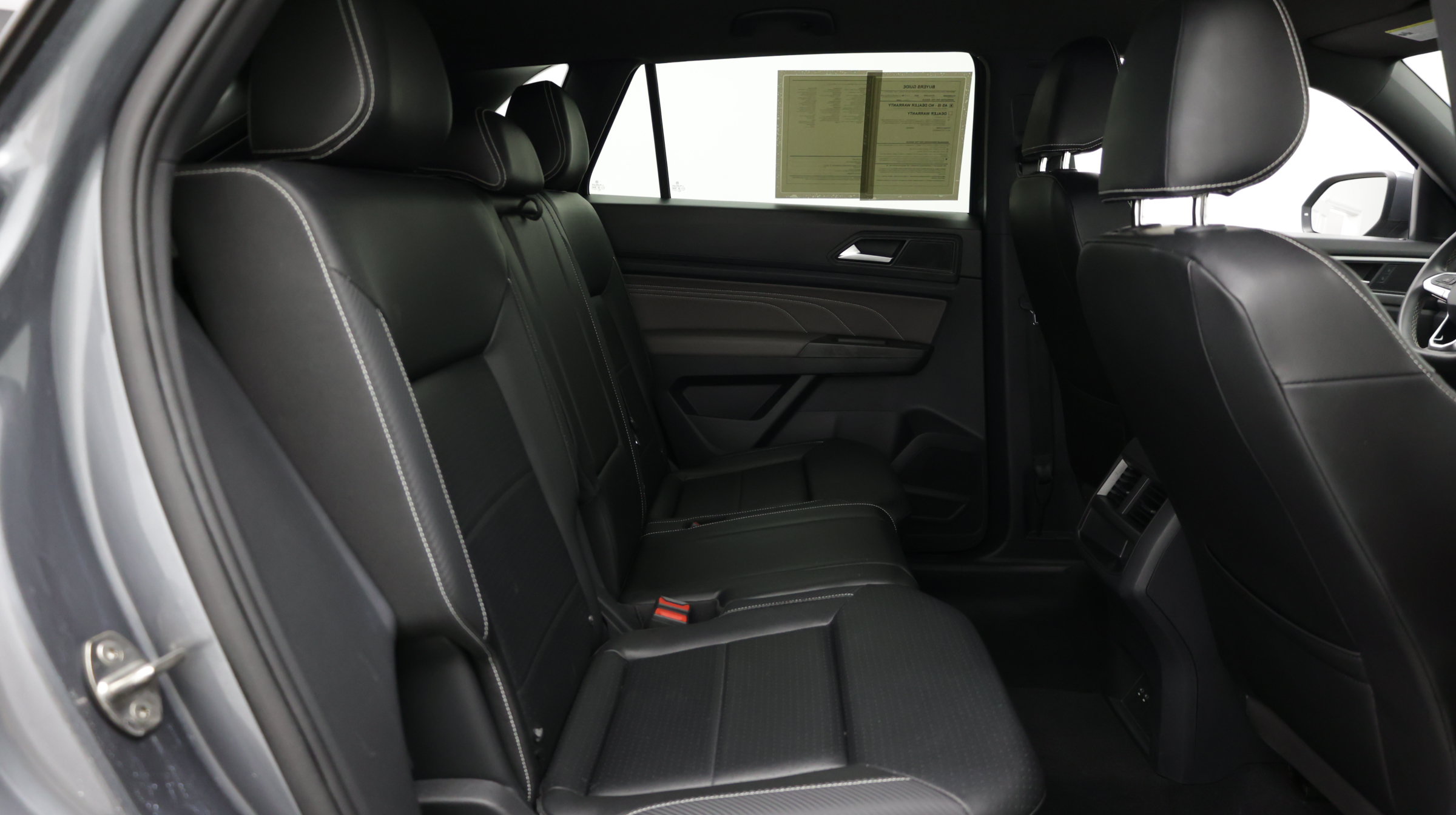 Used 2023 Volkswagen Atlas Cross Sport SE FWD image 32
