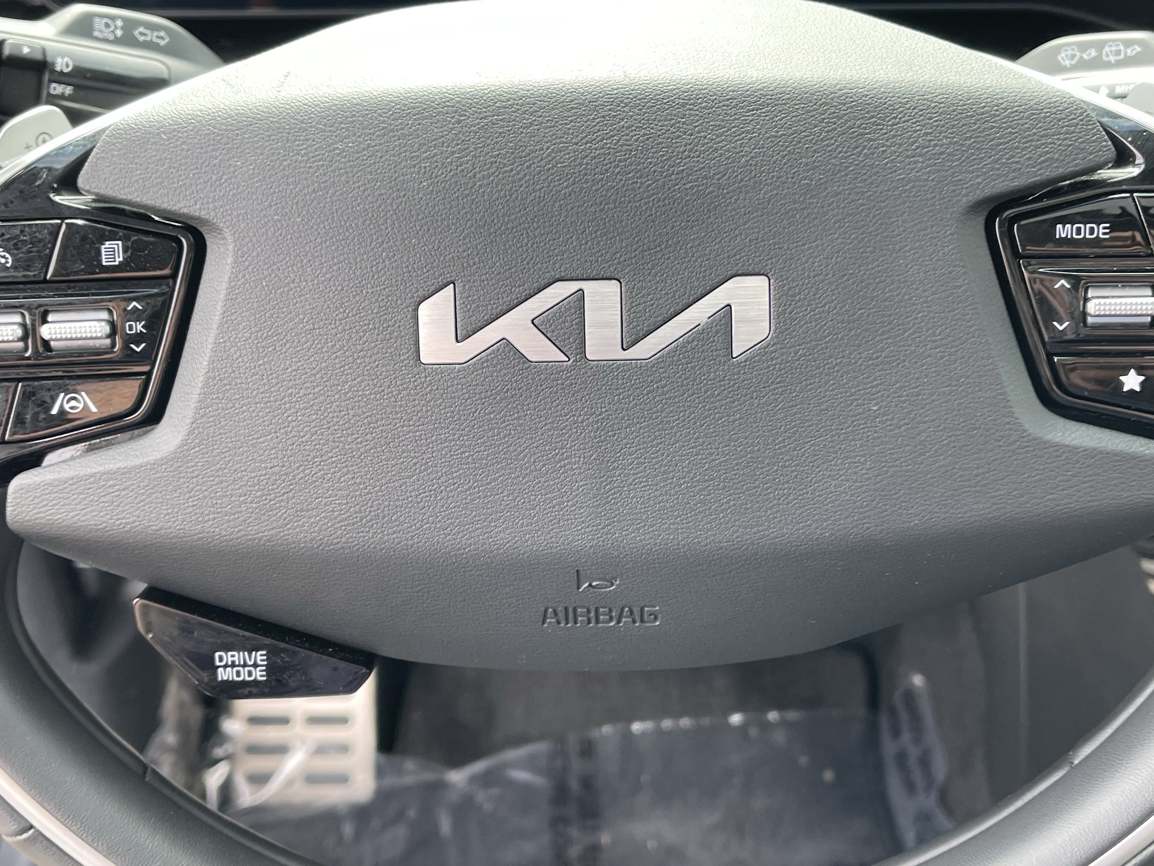 Used 2023 Kia Niro Wave FWD image 23