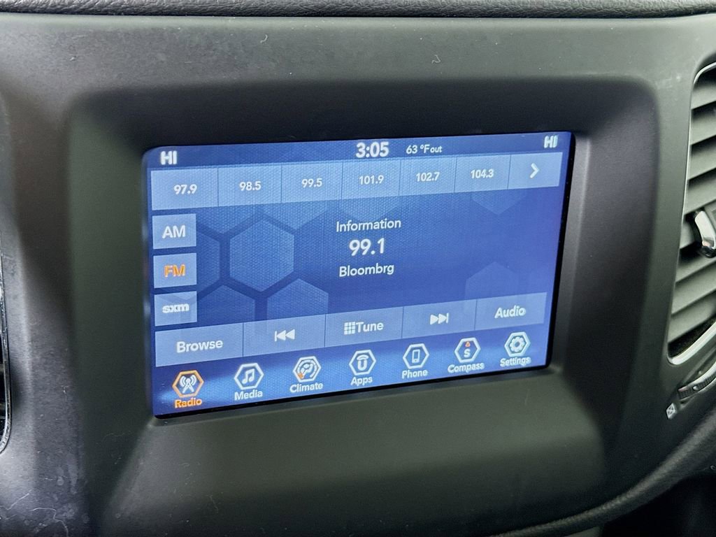 Used 2019 Jeep Compass Sport w/ Tech Group AWD/4WD image 5