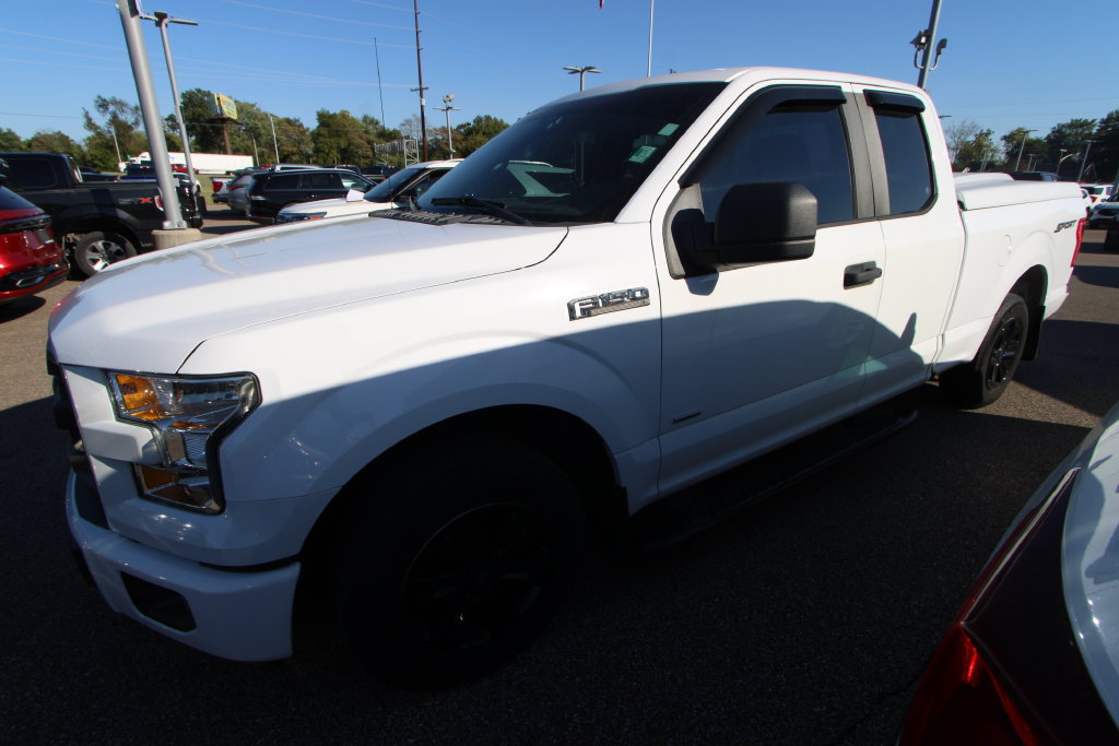 Used 2016 Ford F150 XL w/ Equipment Group 101A Mid RWD image 5