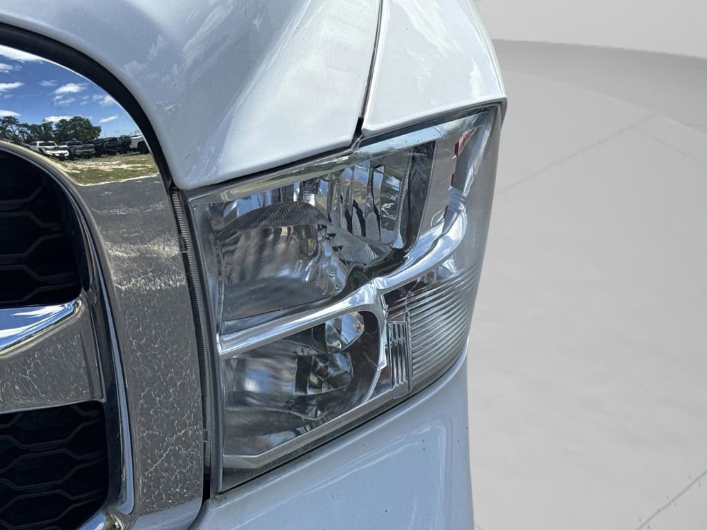 Used 2024 RAM 1500 Classic SLT image 17