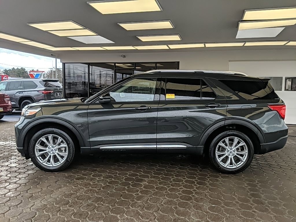 Used 2023 Ford Explorer Limited w/ Equipment Group 301A image 10