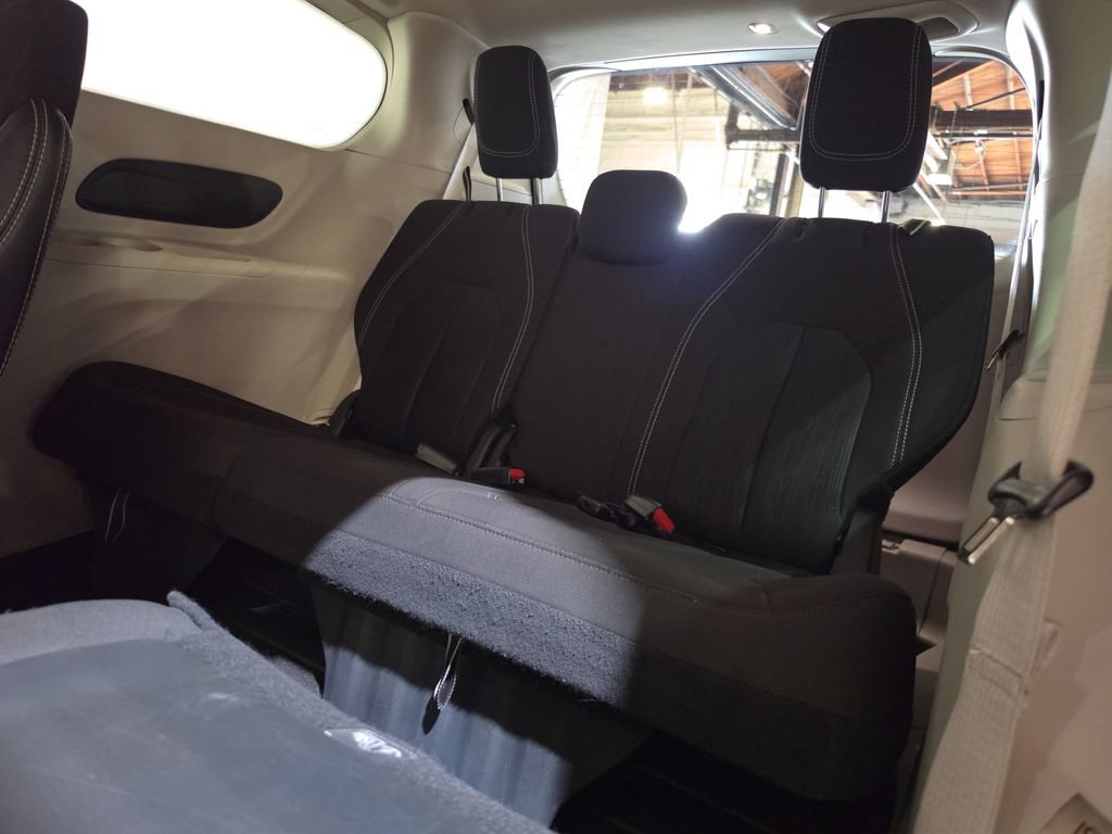 Used 2024 Chrysler Voyager LX FWD image 24