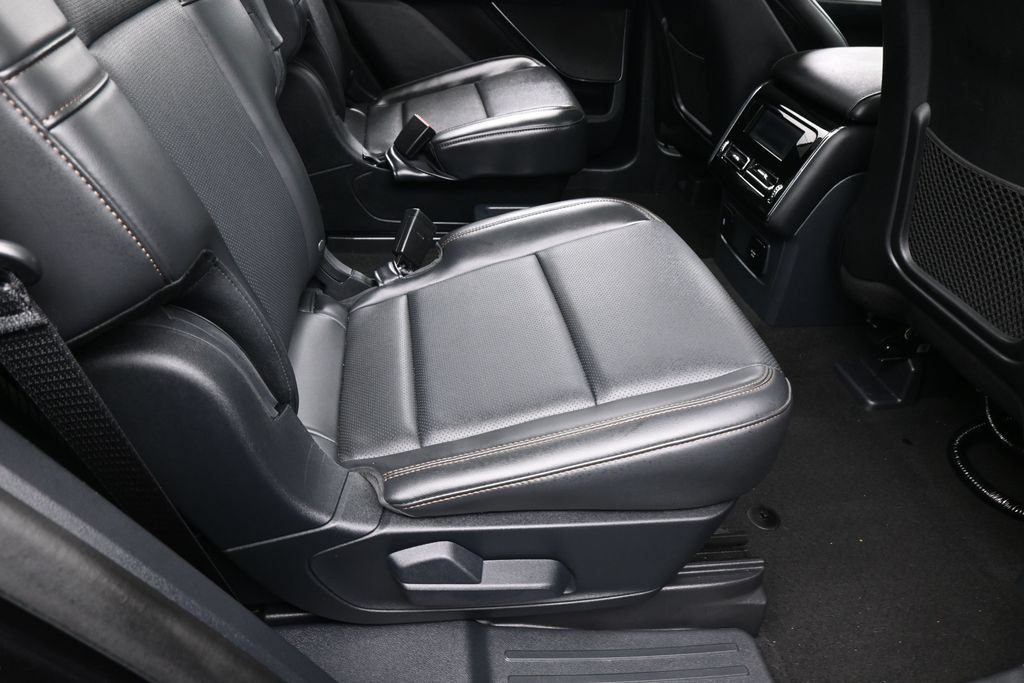 Used 2025 Lincoln Aviator 2WD image 36