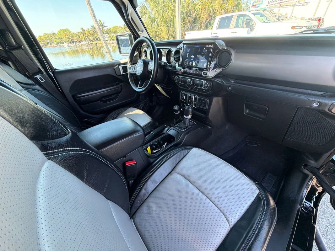 Used 2021 Jeep Gladiator Sport AWD/4WD image 17