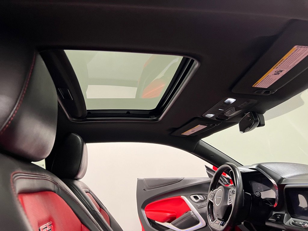 Used 2018 Chevrolet Camaro SS image 14