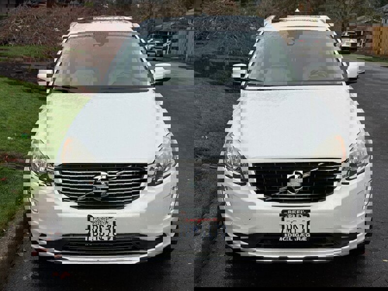 Used 2014 Volvo XC60 T6 image 4