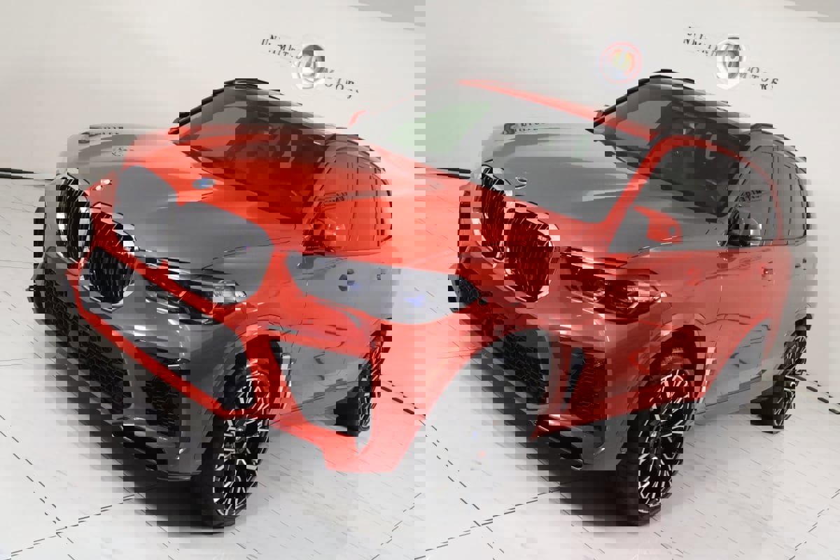 Used 2022 BMW X5 M w/ Executive Package image 18