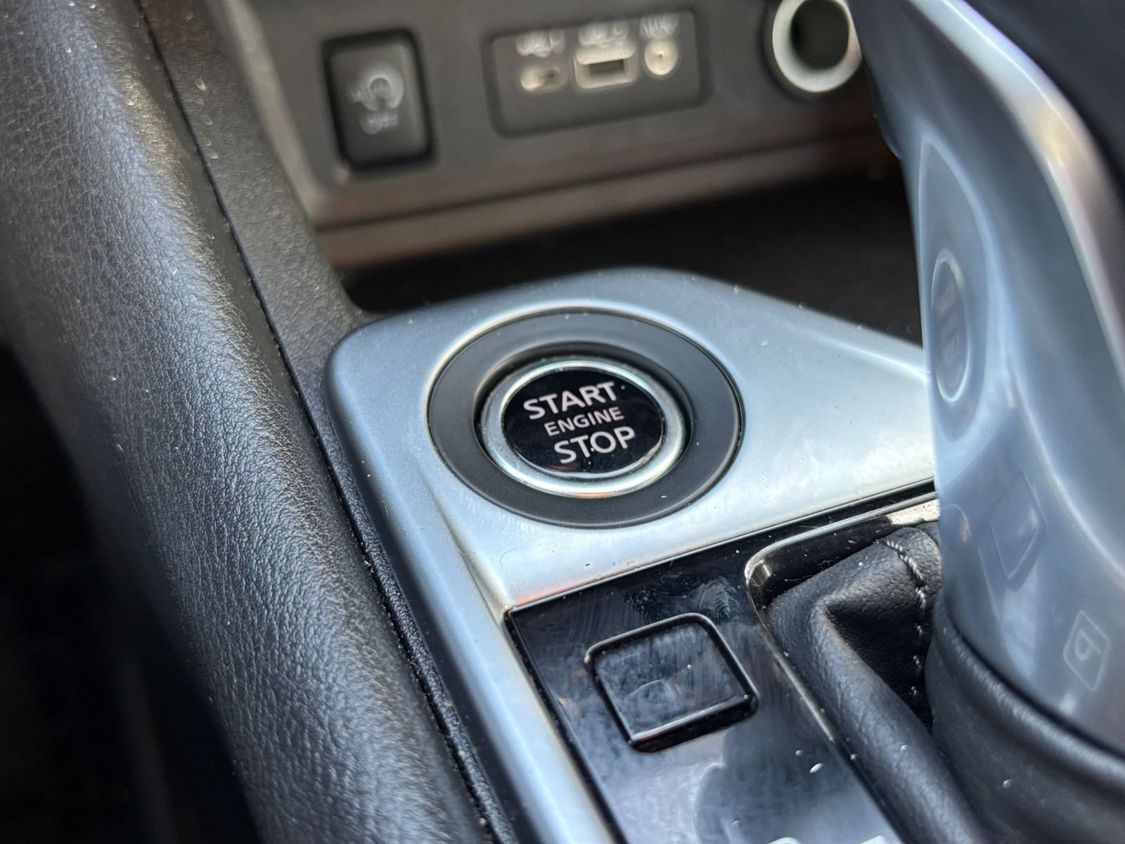 Used 2025 Nissan Sentra SV FWD image 21