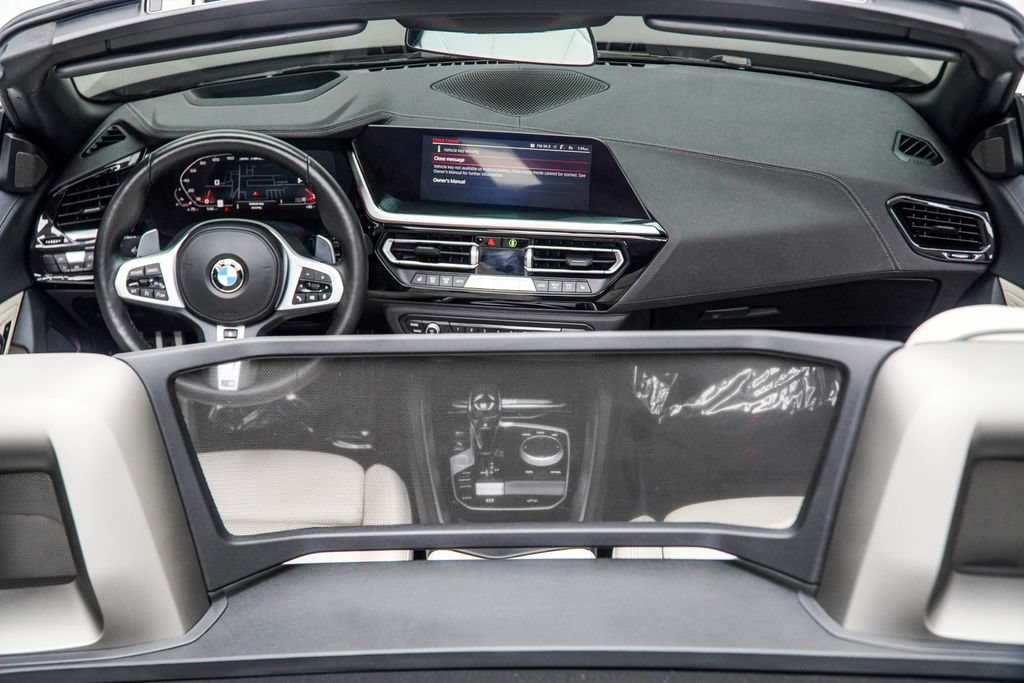 Used 2024 BMW Z4 M40i w/ Premium Package RWD image 5