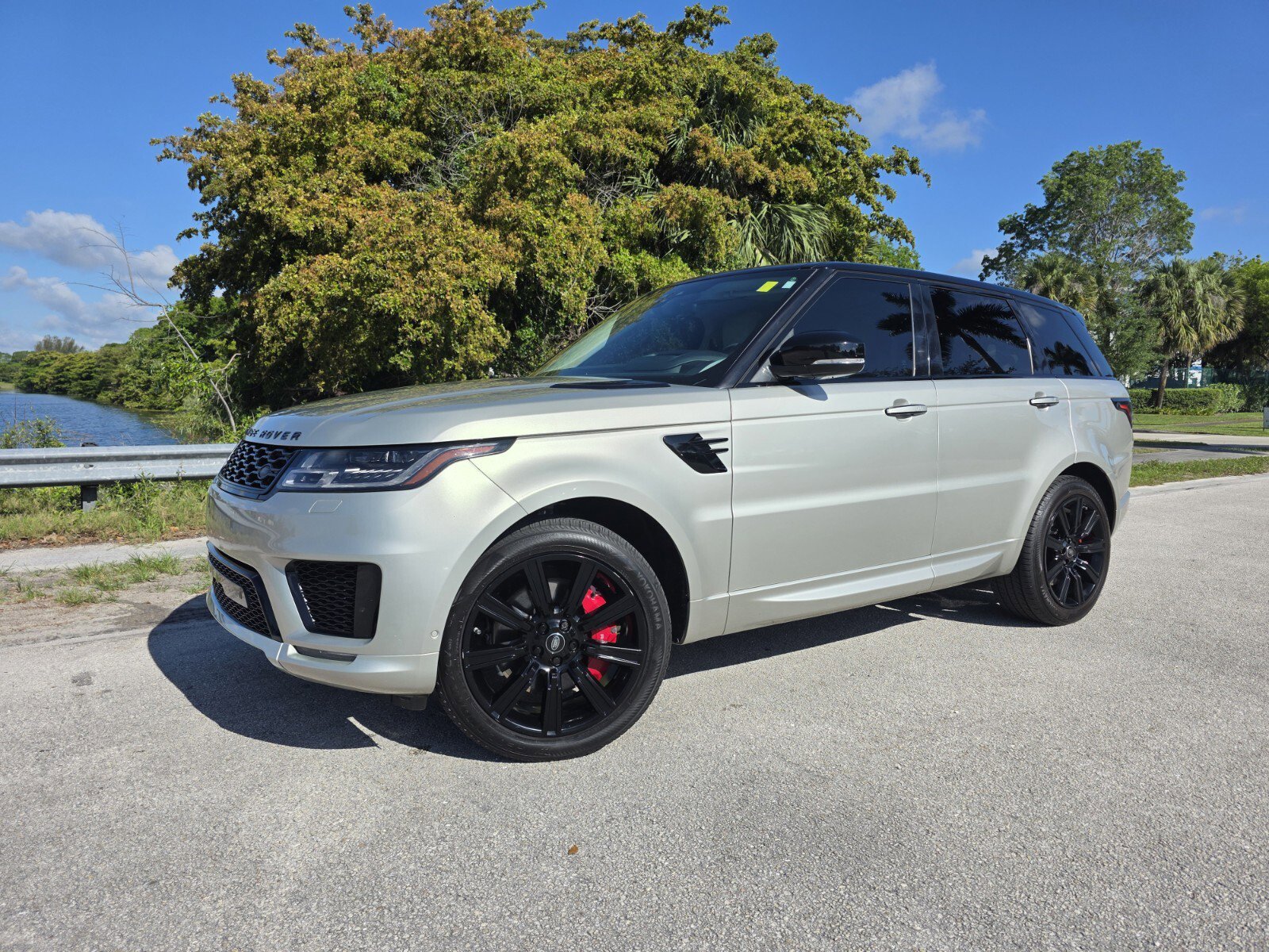 Used 2020 Land Rover Range Rover Sport HST AWD/4WD video 1