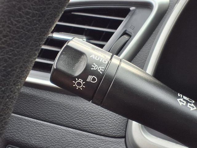 Used 2021 Nissan Murano S FWD image 11