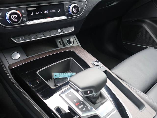 Used 2024 Audi Q5 e Premium Plus AWD/4WD image 20