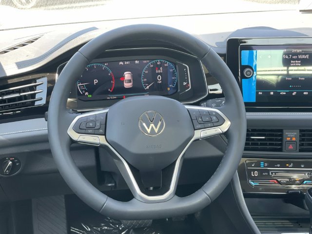 New 2027 Volkswagen Jetta SEL FWD image 8