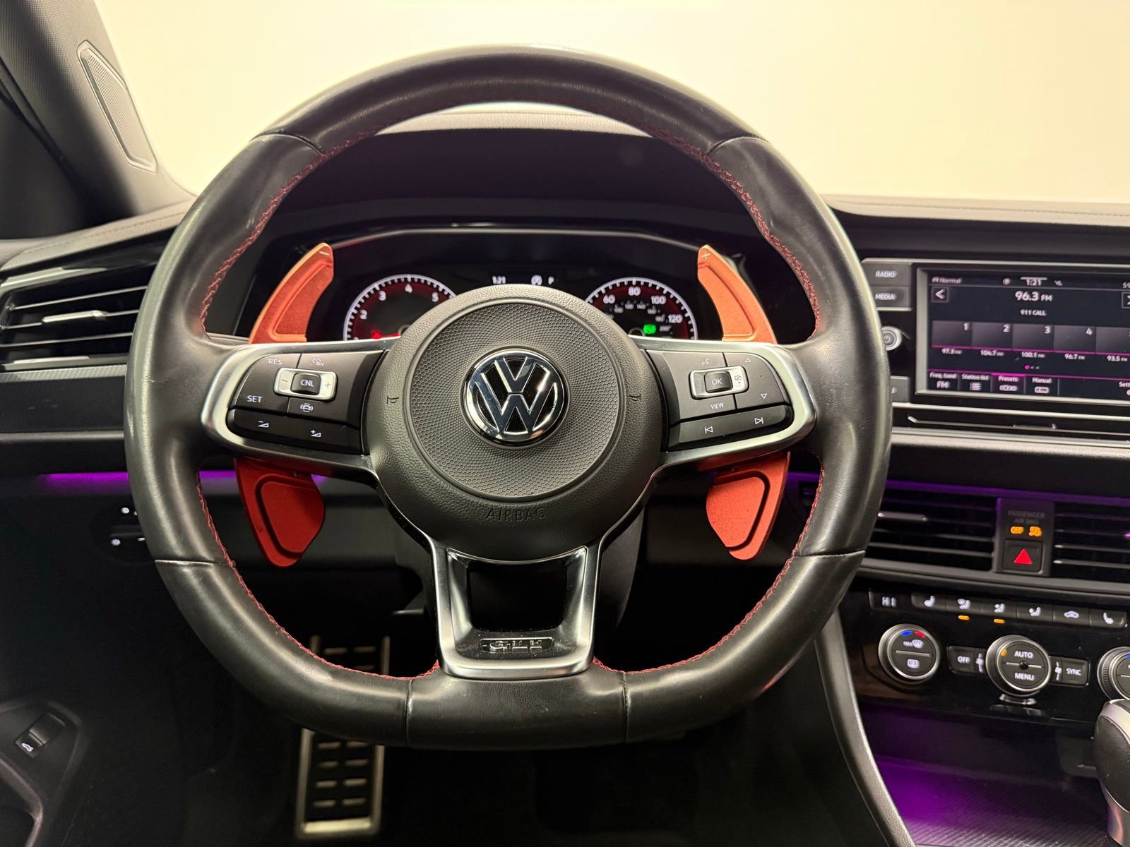 Used 2020 Volkswagen Jetta GLI FWD image 17