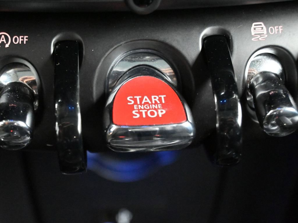 Used 2023 MINI Cooper S FWD image 17