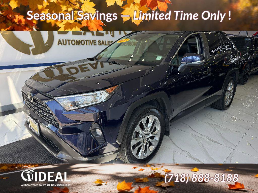 Used 2021 Toyota RAV4 XLE Premium image 1