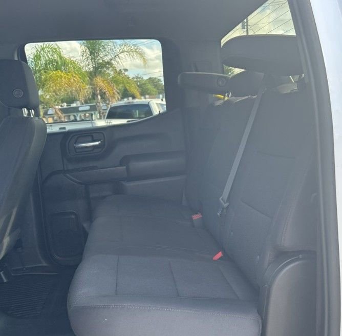 Used 2022 Chevrolet Silverado 1500 W/T w/ WT Value Package AWD/4WD image 9