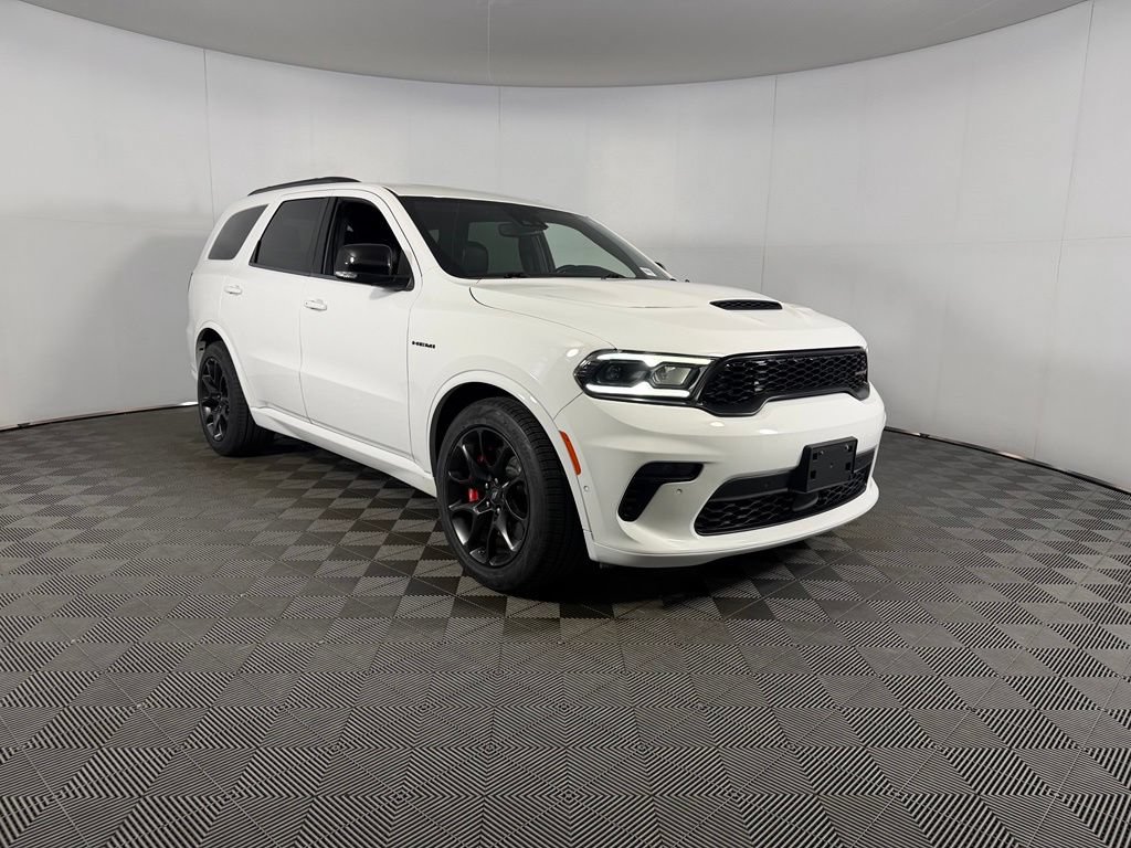 Used 2023 Dodge Durango R/T w/ Tow 'N Go Package AWD/4WD image 3