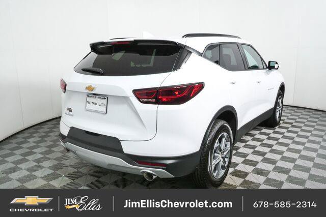 New 2026 Chevrolet Blazer LT w/ Convenience Package FWD image 3
