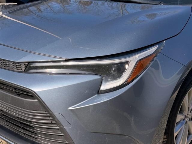 Used 2024 Toyota Corolla LE w/ LE Convenience Package image 4