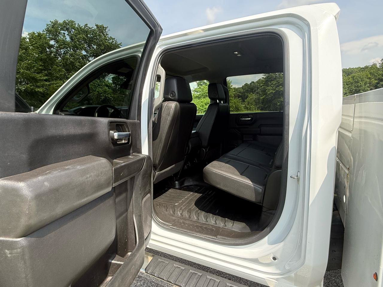 Used 2021 GMC Sierra 3500 4x4 Crew Cab w/ Convenience Package image 18