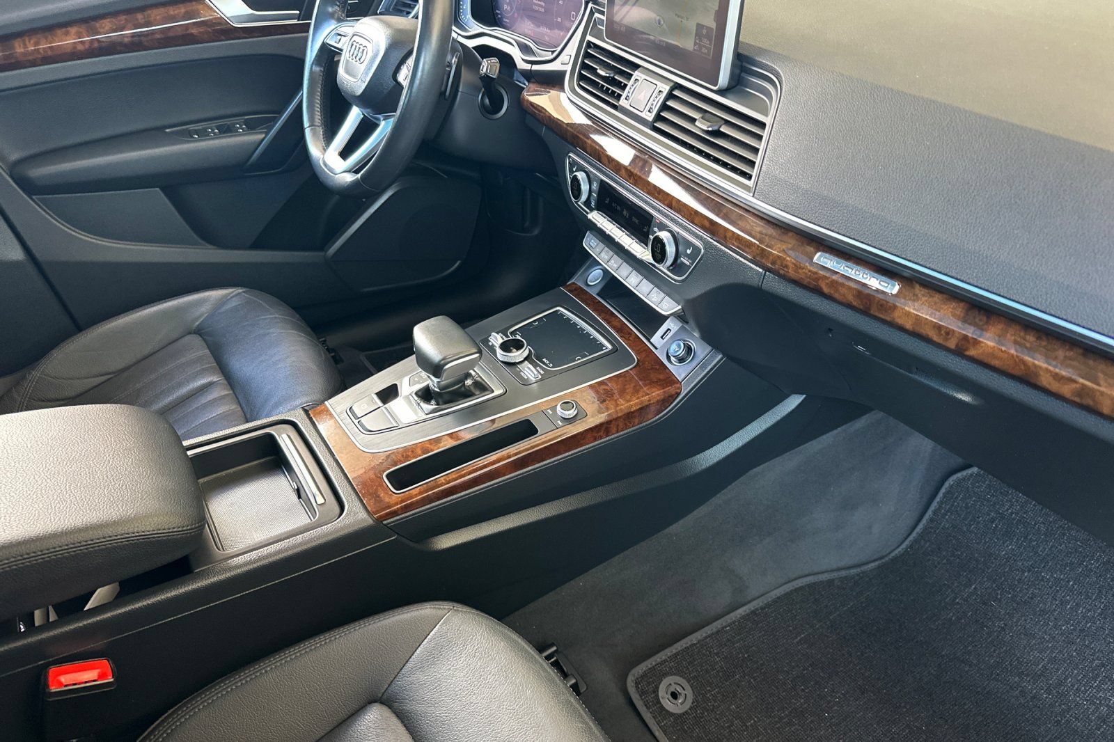 Used 2018 Audi Q5 2.0T Premium Plus w/ Premium Plus Package AWD/4WD image 13