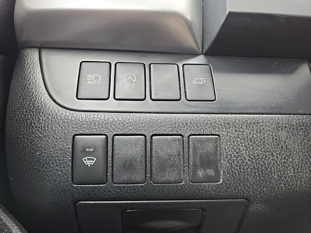 Used 2018 Toyota Highlander XLE w/ Protection Package #3 AWD/4WD image 22