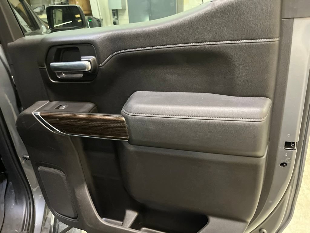 Used 2021 Chevrolet Silverado 1500 LT Trail Boss AWD/4WD image 28