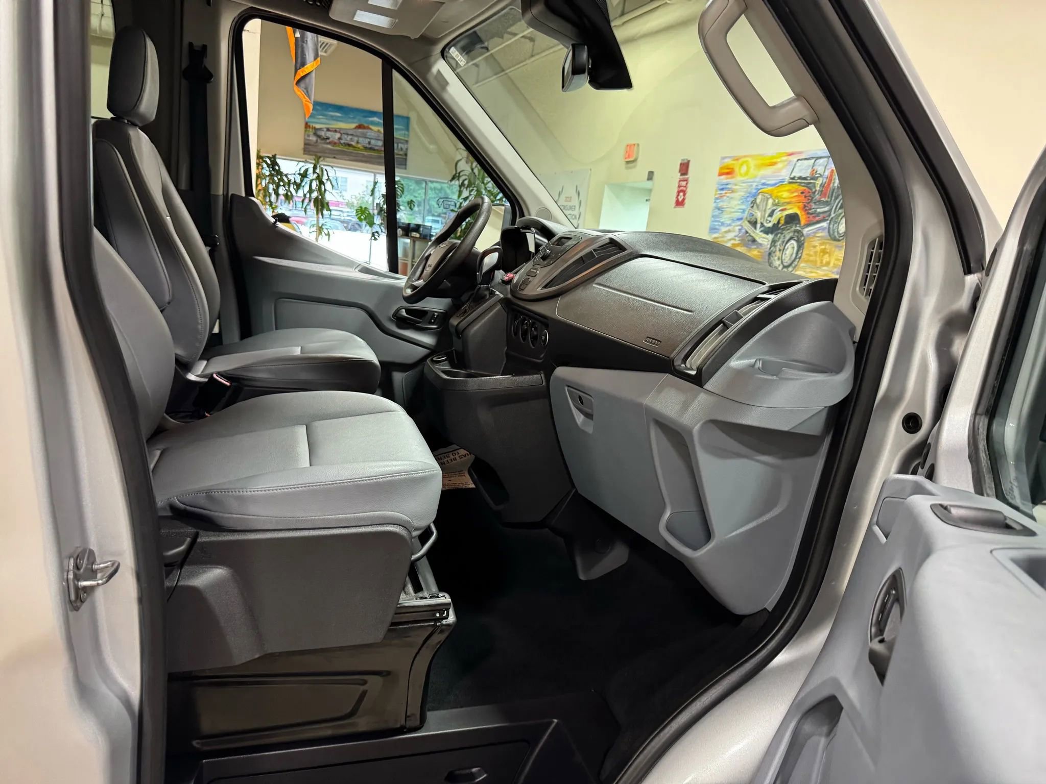 Used 2018 Ford Transit 250 148 Medium Roof image 36