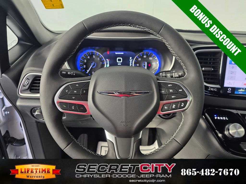 New 2026 Chrysler Voyager LX image 15