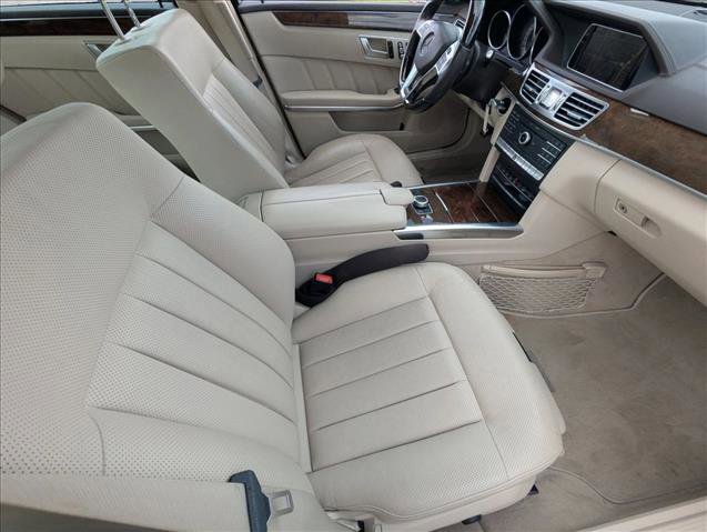 Used 2016 Mercedes-Benz E 400 Sedan image 19