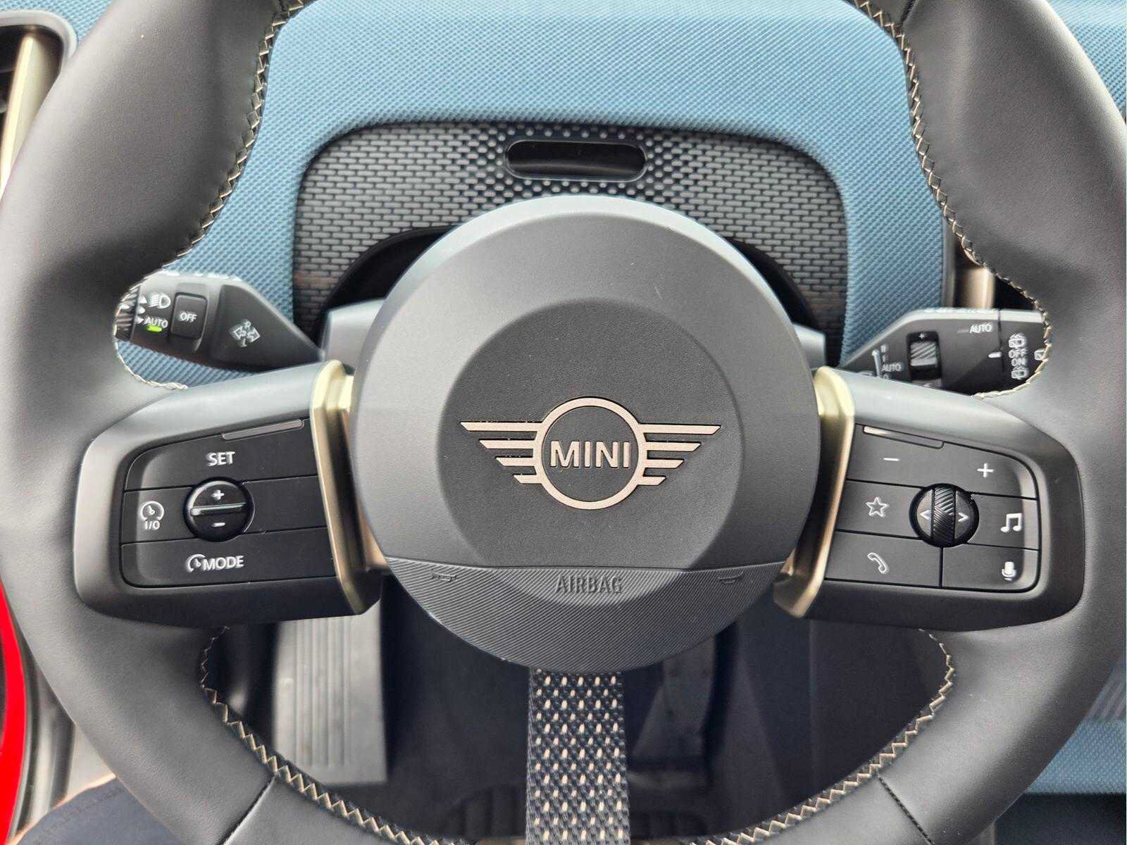 Certified 2026 MINI Cooper Countryman S w/ Comfort Package Max AWD/4WD image 28