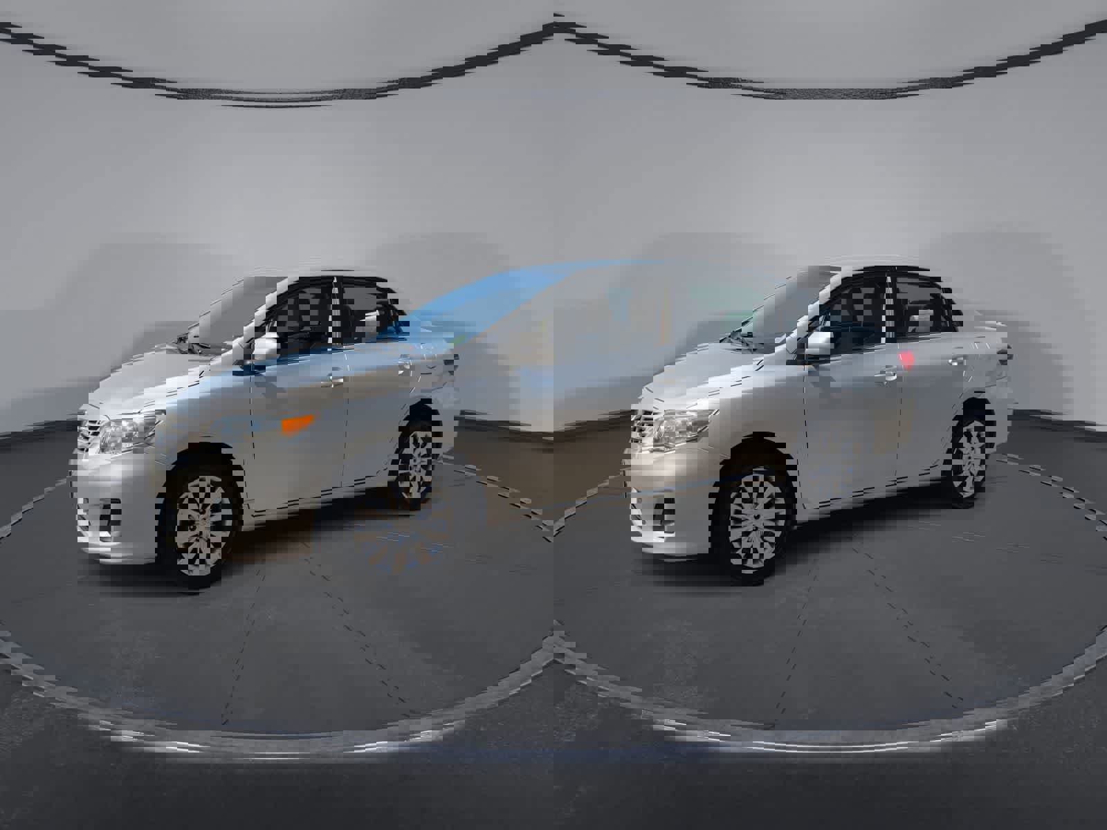 Used 2013 Toyota Corolla LE FWD image 4