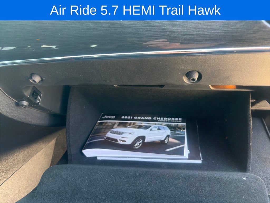 Used 2021 Jeep Grand Cherokee Trailhawk w/ Premium Lighting Group AWD/4WD image 29