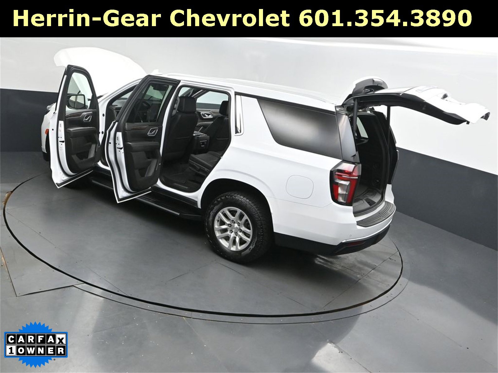 Used 2023 Chevrolet Tahoe LT image 2