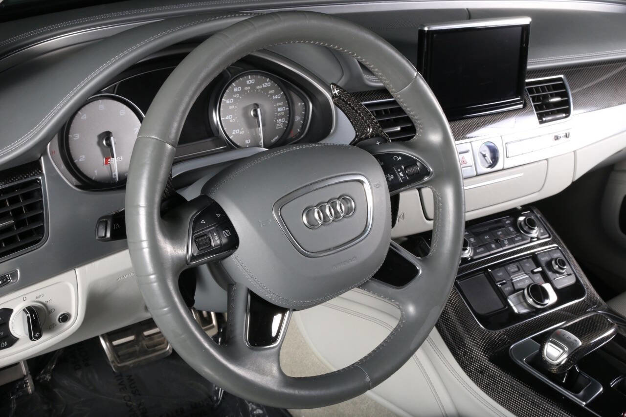 Used 2014 Audi S8 AWD/4WD image 52