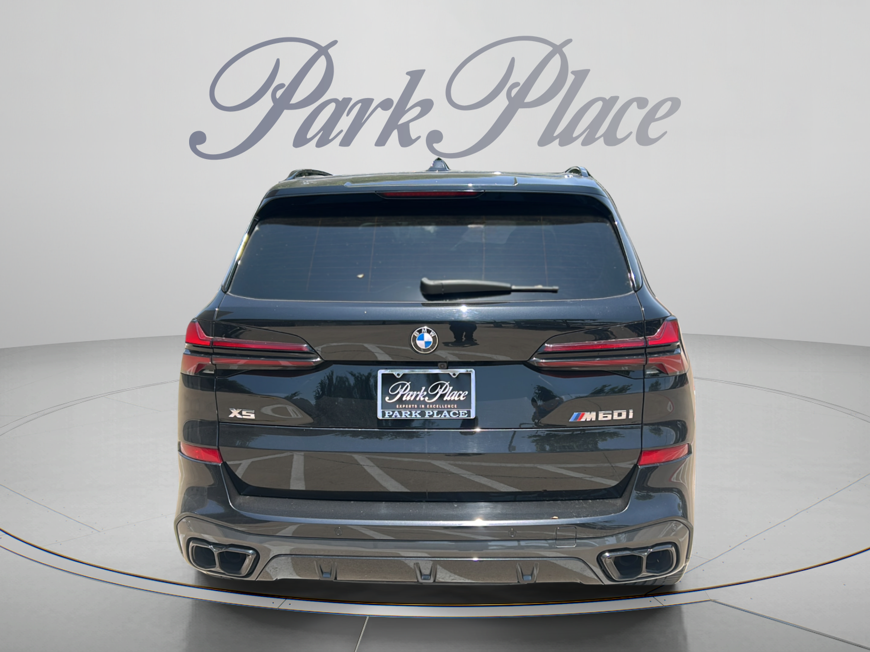 Used 2024 BMW X5 M60i AWD/4WD image 4