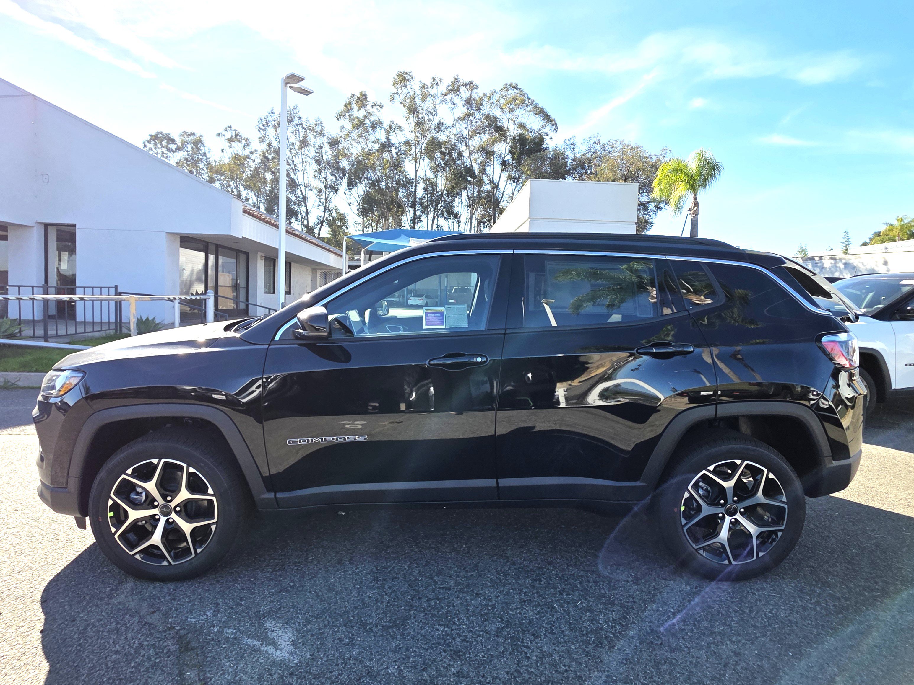 New 2026 Jeep Compass Limited AWD/4WD image 2