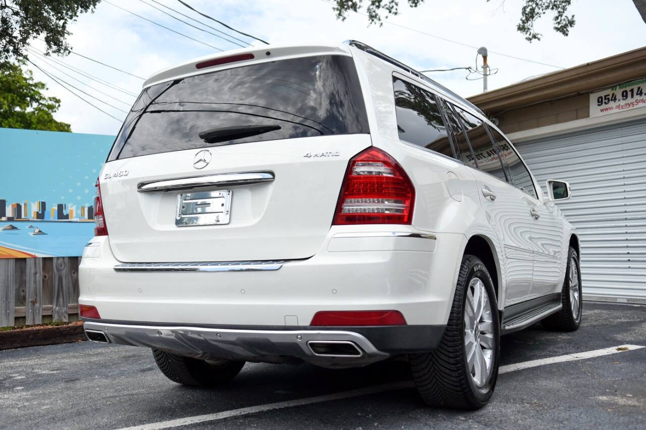 Used 2011 Mercedes-Benz GL 450 4MATIC image 26