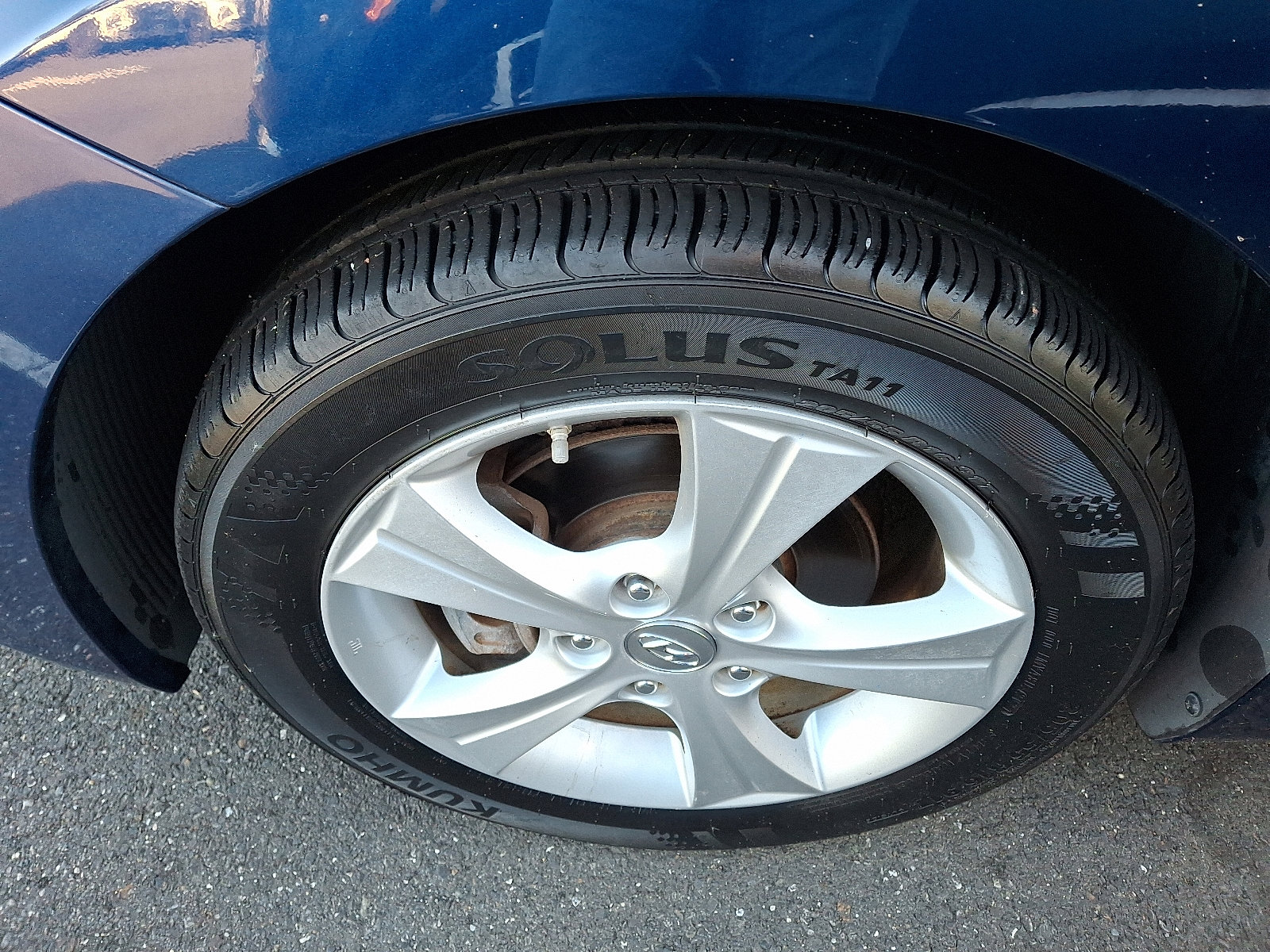 Used 2013 Hyundai Elantra image 6