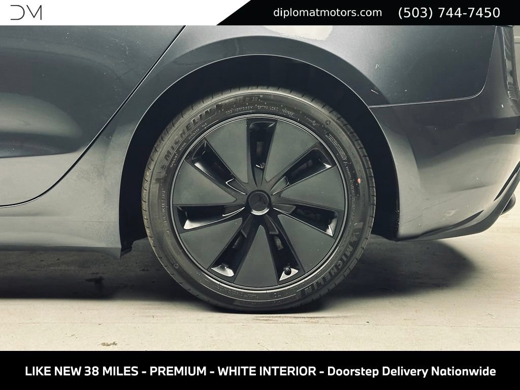 Used 2026 Tesla Model 3 RWD image 35