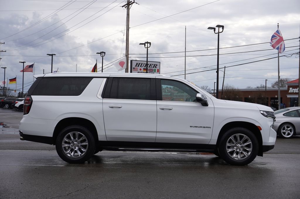 Used 2023 Chevrolet Suburban Premier image 8