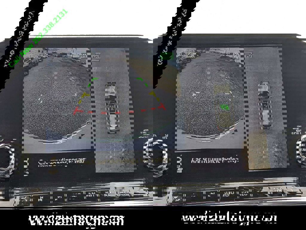 Used 2022 Mitsubishi Outlander SE image 28